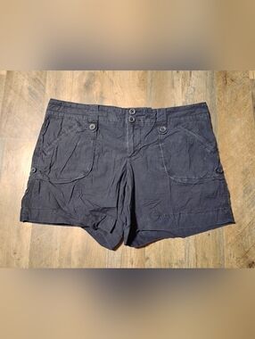 American Eagle Outfitters Black Button-Pocket Bermuda Shorts Women's Size: 12